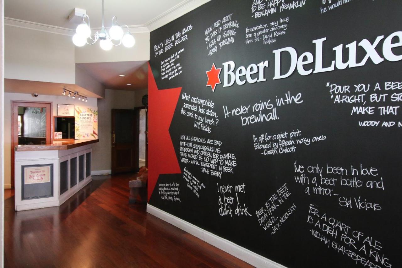 Beer Deluxe Albury Hotel Exterior photo